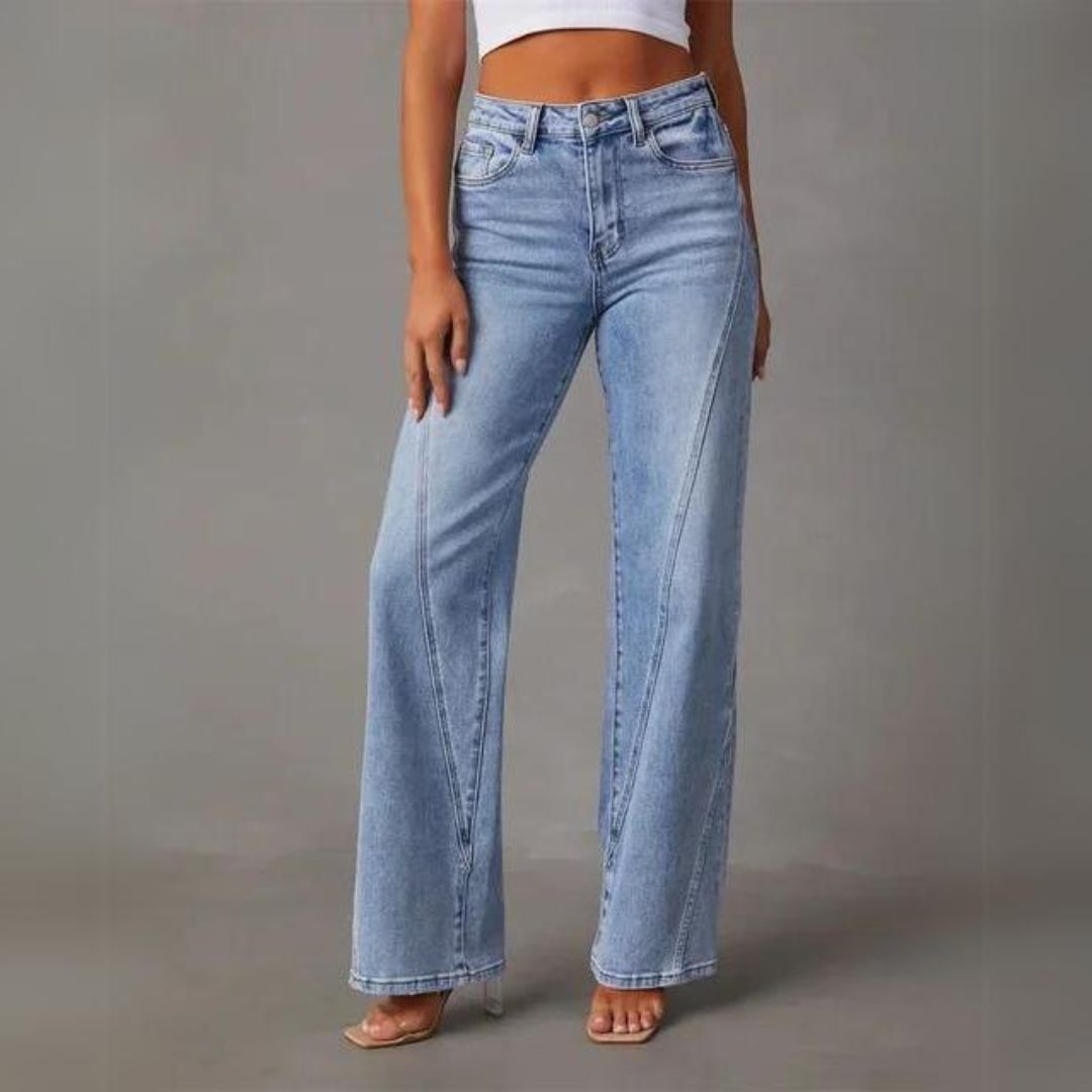 Selene | Elegant High-Rise Flared Jeans
