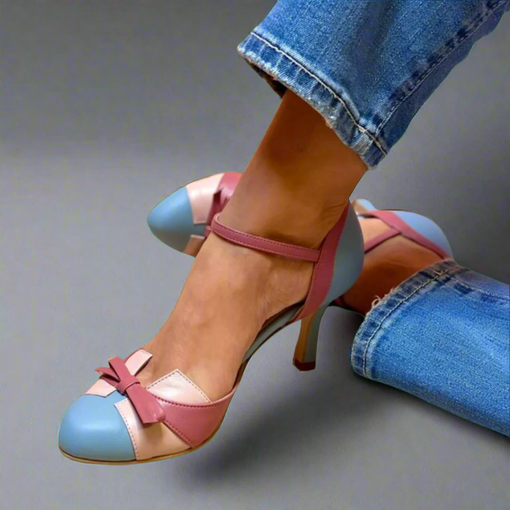 COLETTE | VINTAGE BOW HEELS