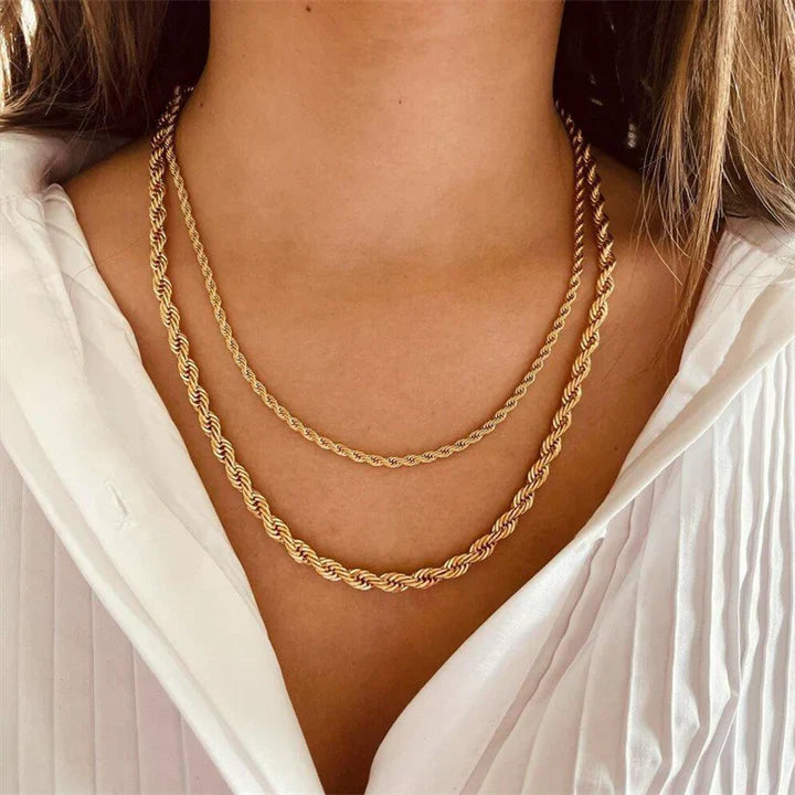 Caelia Seraphina Necklace | Gold