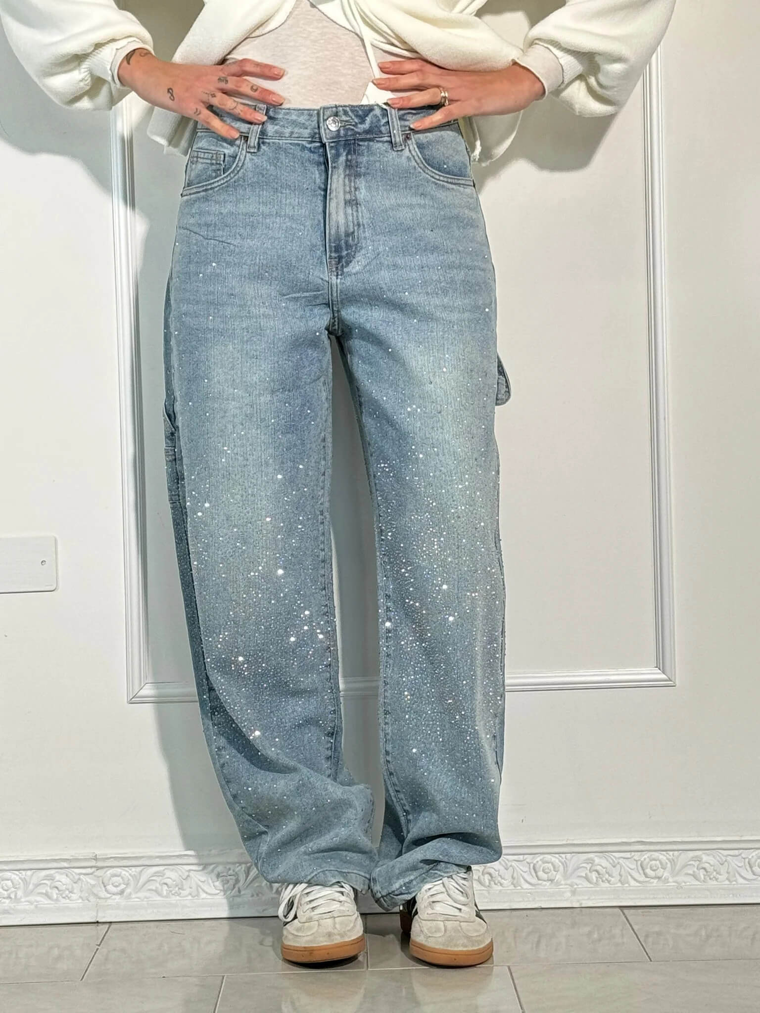 Vida | Diamond-Embellished Statement Jeans