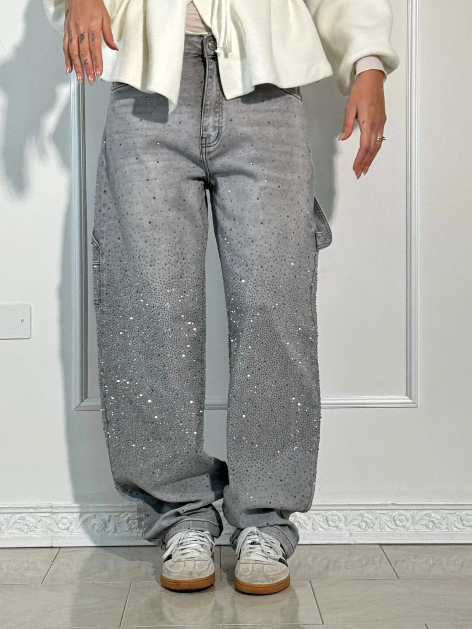 Vida | Diamond-Embellished Statement Jeans