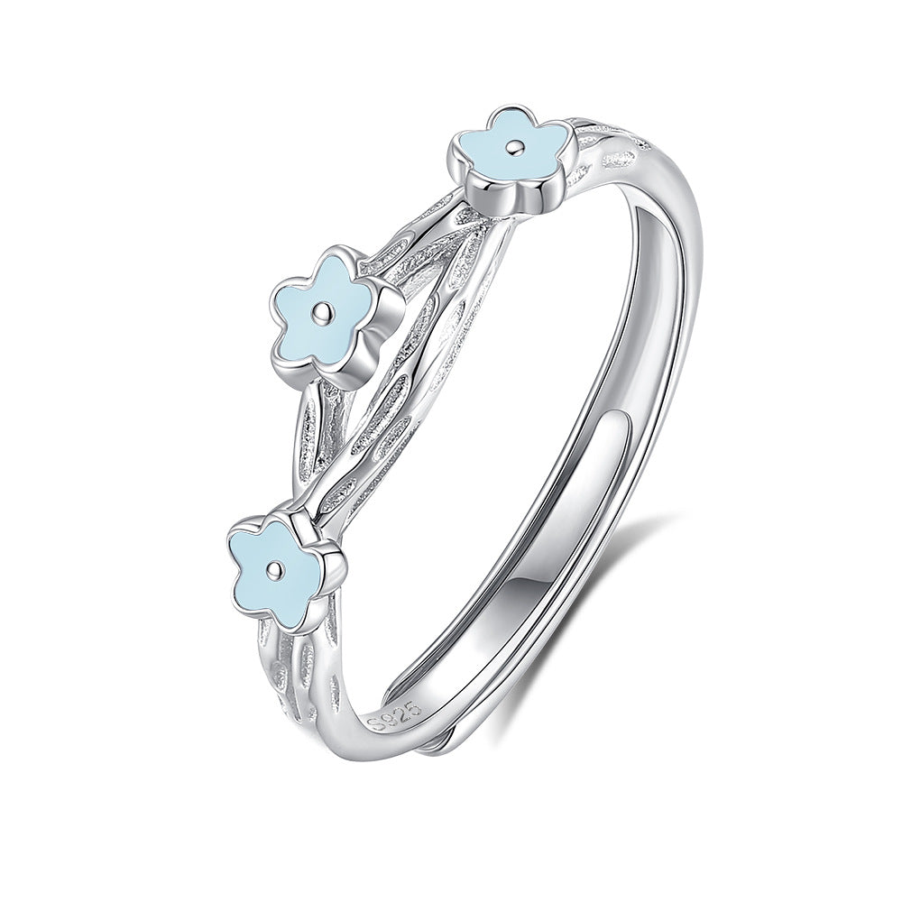 Giovanna Petrini Ring | White Gold
