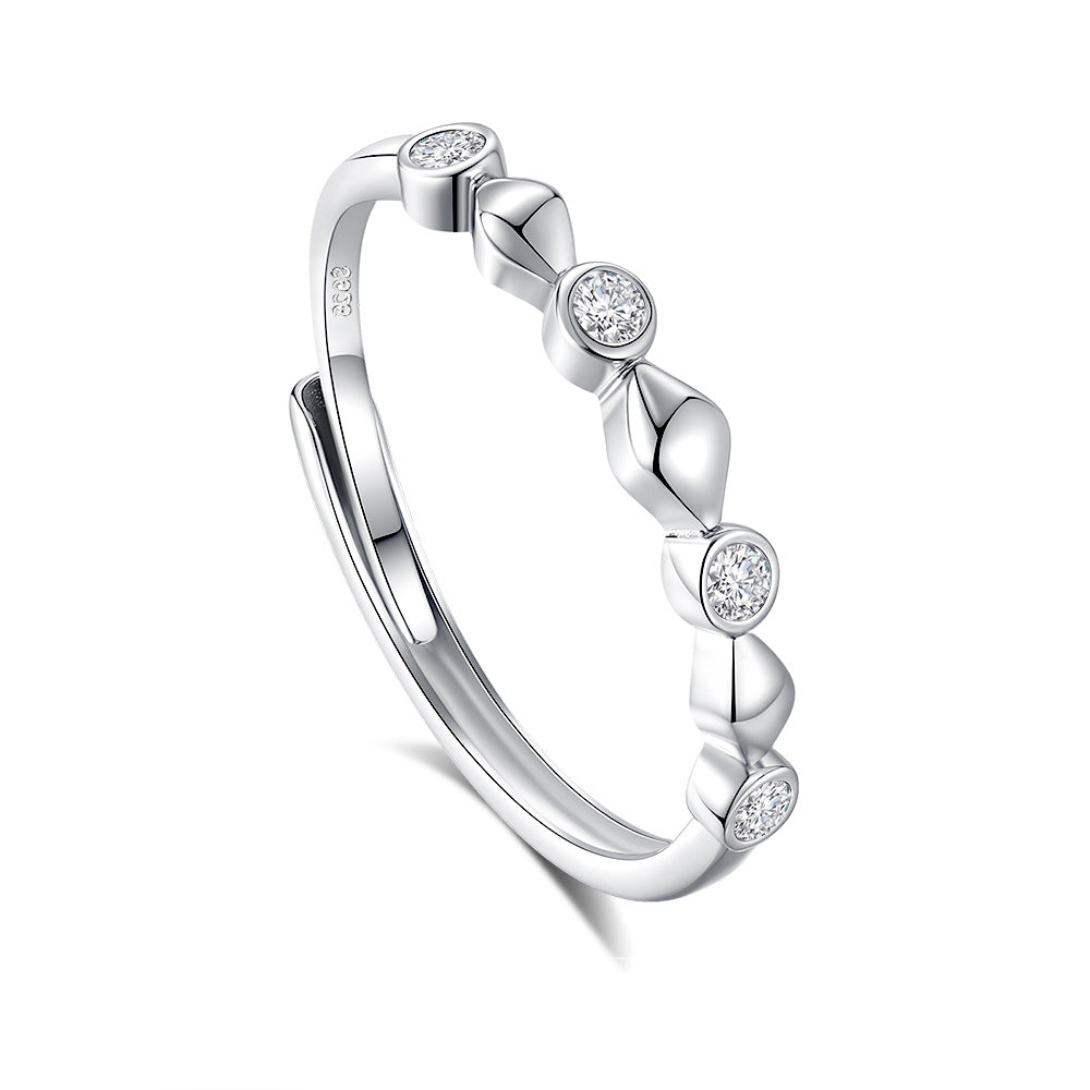 Beatrice Altieri Ring | White Gold