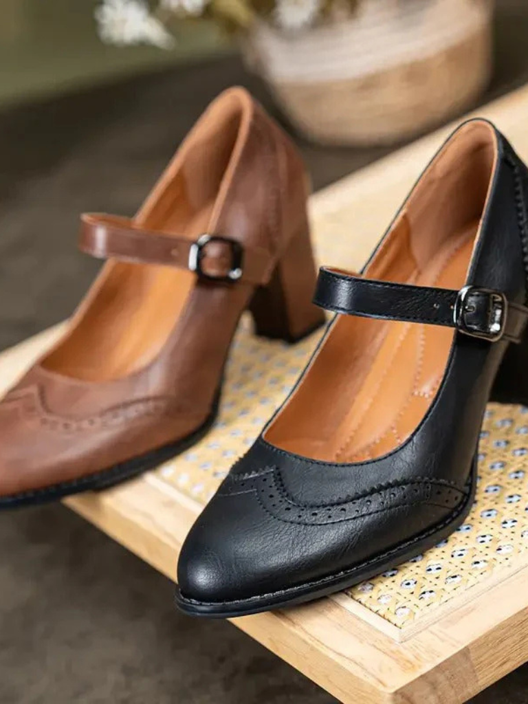 AIDA CLASSIC MARY JANE HEELS