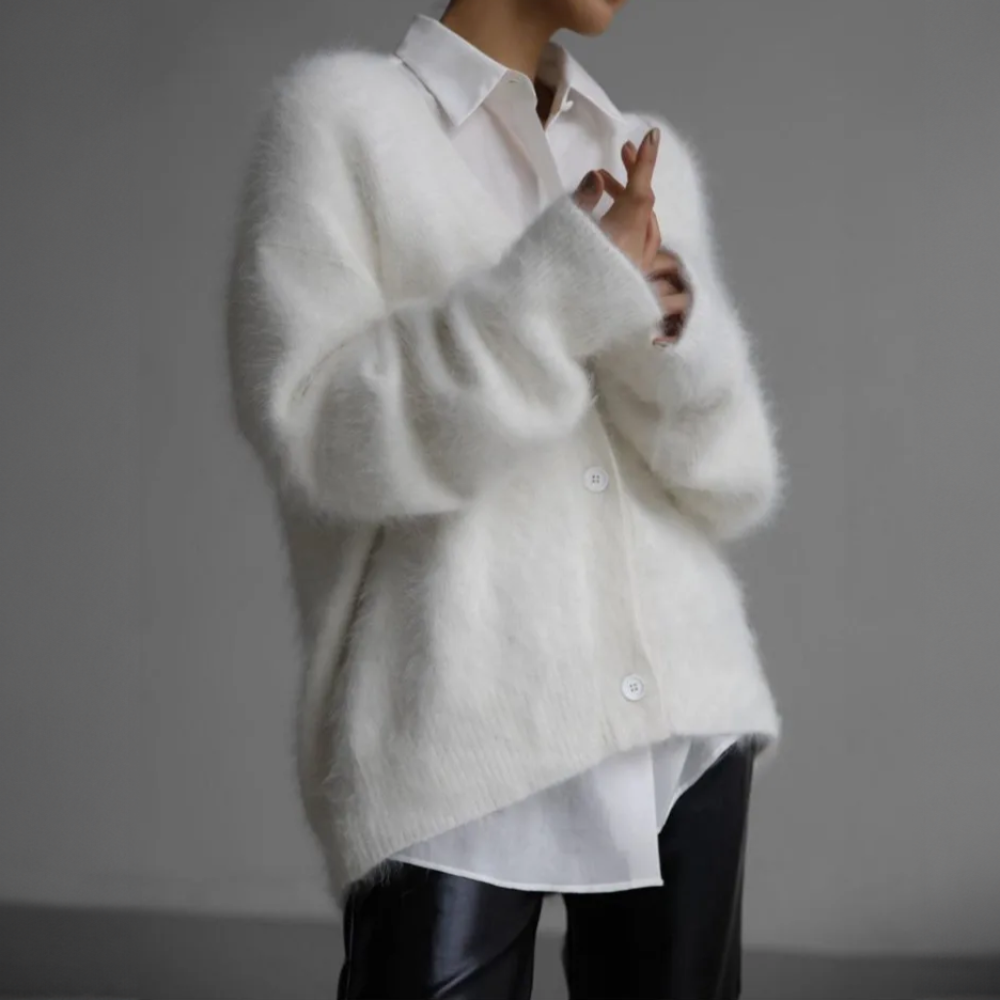 Patricia - Cozy Button-Up Cardigan